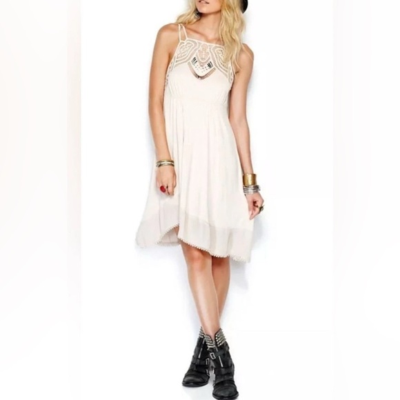 Free People Cream Star Lace  Dress with Bead Details S - Picture 2 of 16